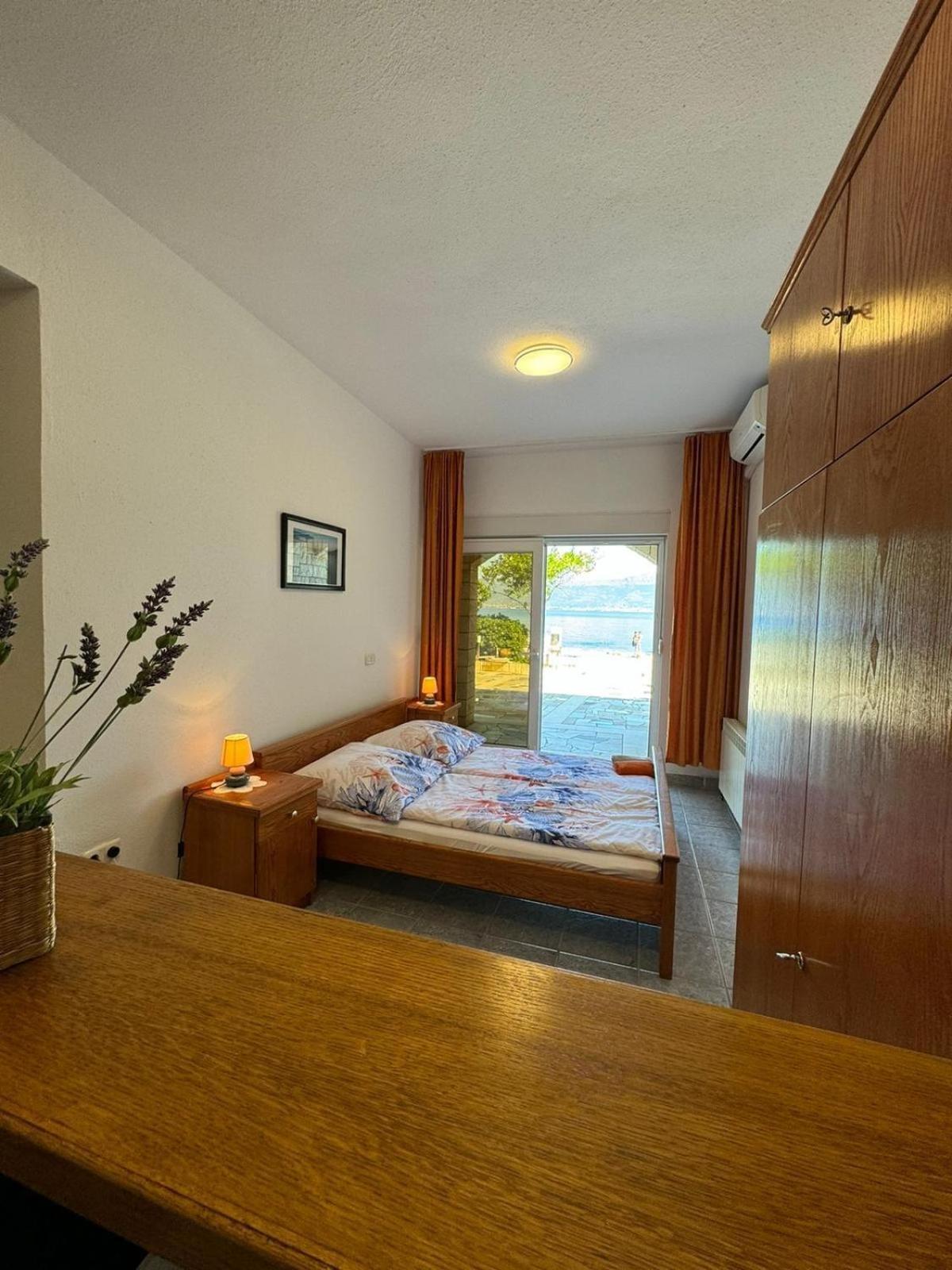 Apartments By The Sea Slatine, Ciovo - 1139 Exteriér fotografie